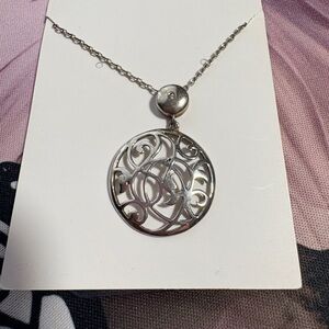 Elegant Silver Pendant Necklace